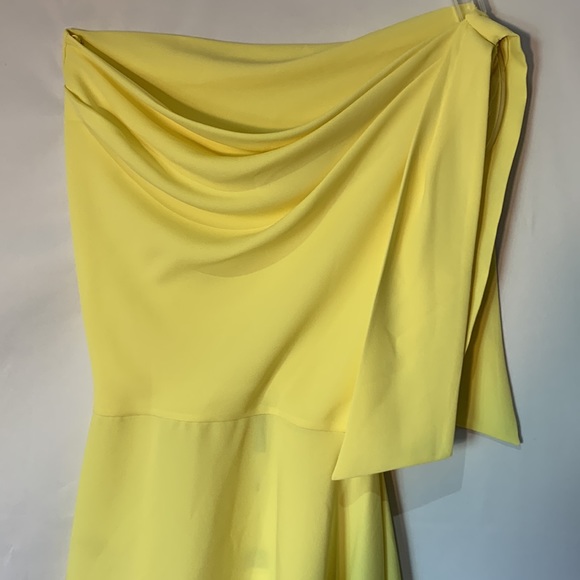 BCBG MAXAZRIA One Shoulder Peplum draped Top Lime Yellow XSmall - Picture 7 of 16